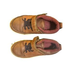 OshKosh Bgosh Boys Size 2 Brown Shoes
